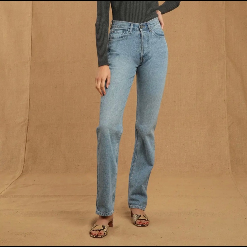 Rouje Montmartre indigo vintage wash jeans. SIZE: 27